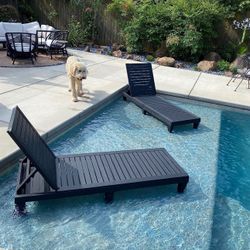 BROWN / BLACK Foldable Outdoor Chaise Pool Lounge Chair Folding Sun bed Patio Couch Reclining lounge