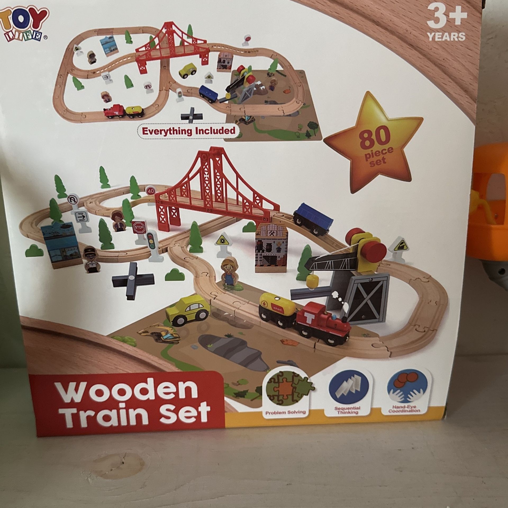 80 Piece Children’s Train Set