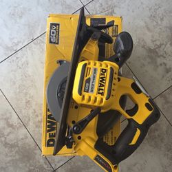 Dewalt FLEXVOLT 60V MAX Cordless Brushless 7-1/4 in. Circular Saw with Brake (Tool Only)
