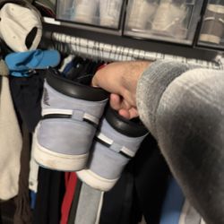 Jordan 1 University Blue 