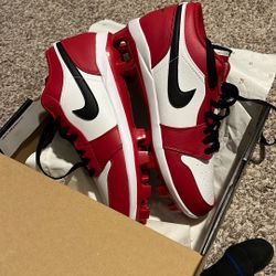 Jordan 1 Low Baseball Cleats