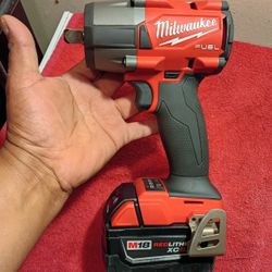 800 Lbs Torque M18 MILWAUKEE FUEL 1/2 Mid Torque Impacto Con Batería $$265