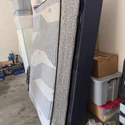Full Size Mattress and Box Spring