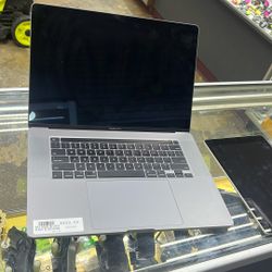 Laptop 