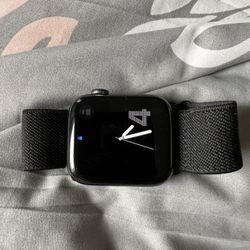 Apple Watch Series 6 GPS Aluminum 44mm