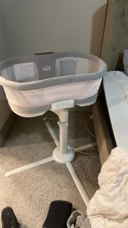Halo bassinet luxe