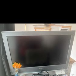 32 Inch Sony Screen. 