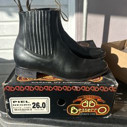 Botas