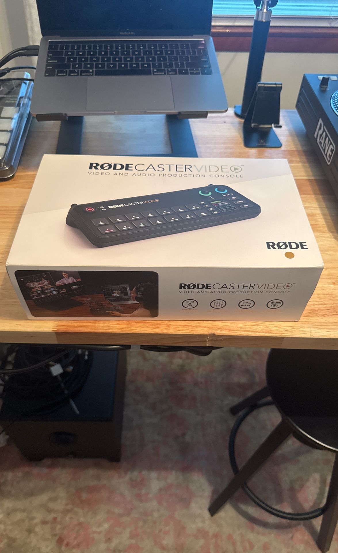 RODECASTER VIDEO