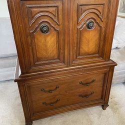 2 Drawer 2 Door Armoire