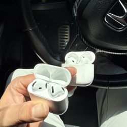 AirPods 4