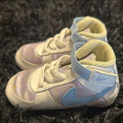 New born baby nike air force 1 sneakers with matching beanie