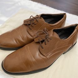 VAN HEUSEN Men’s Larry Dress Shoes Light Cognac Brown Size 11