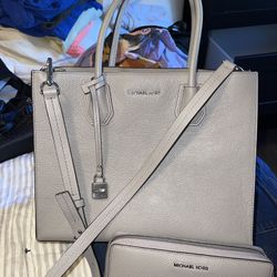 Matching Michael Kors Purse And Wallet