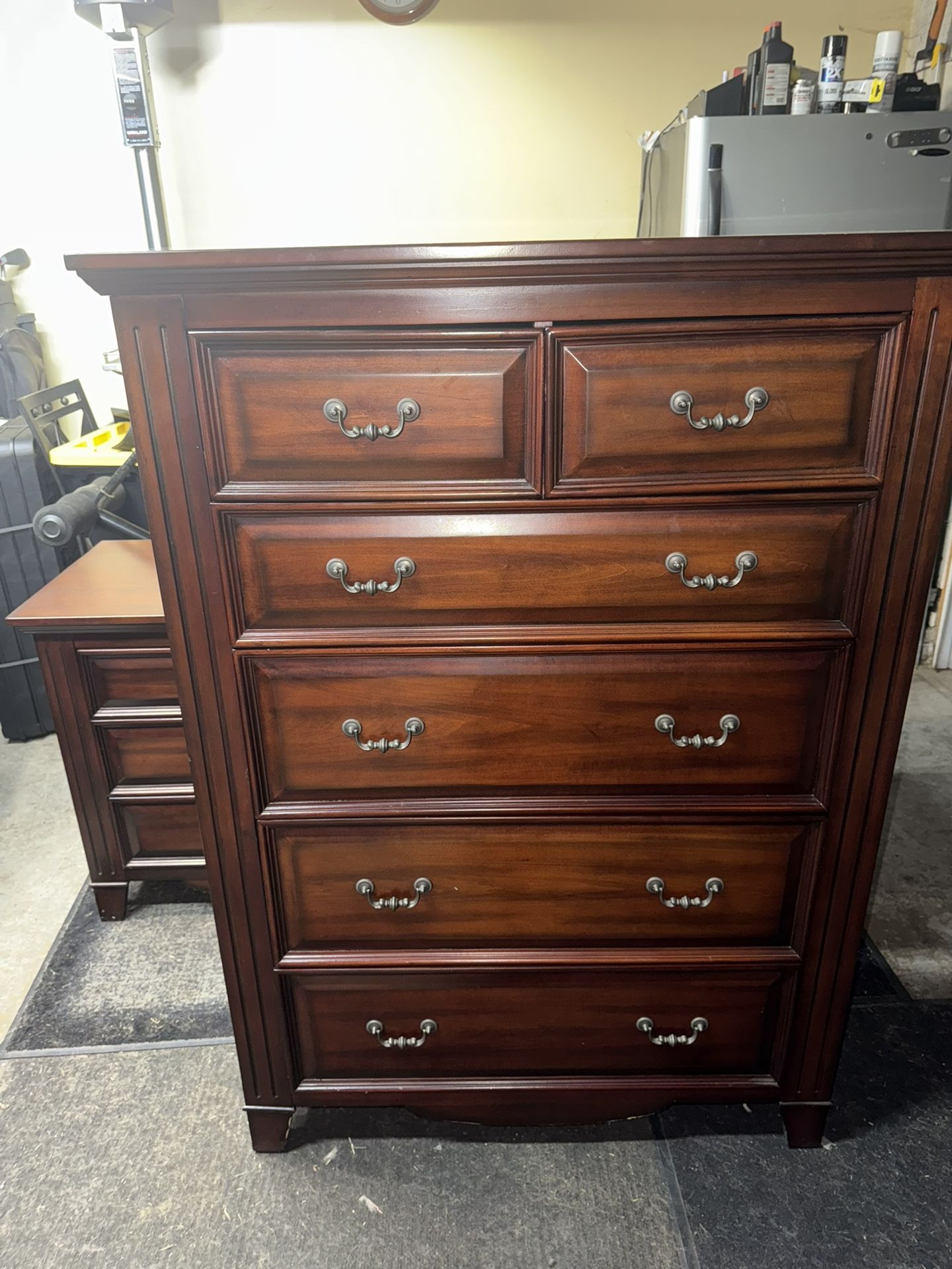 Full Bedroom Set !! Real Wood !! $400 OBO