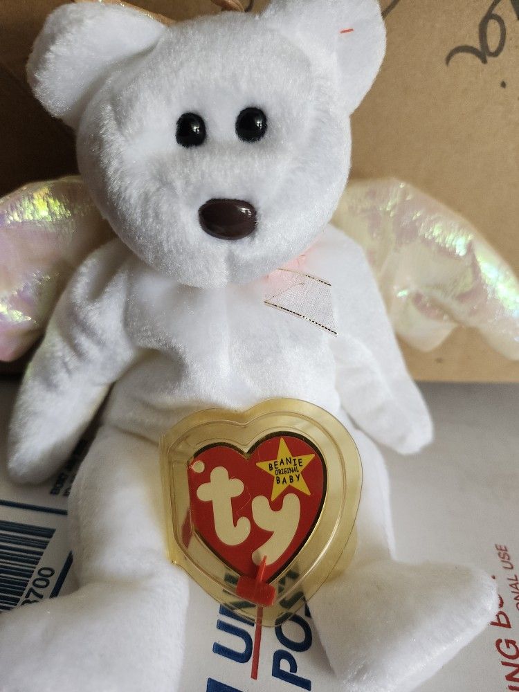 Halo Beanie Baby With Brown Nose See Pictures