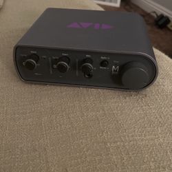 M Box Mini