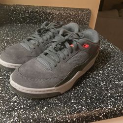 Jordans Flight court 9.5