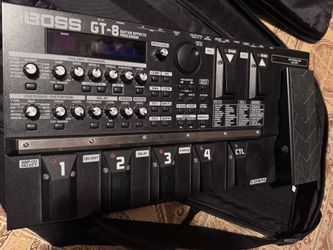 Boss gt8  guitar multi fx