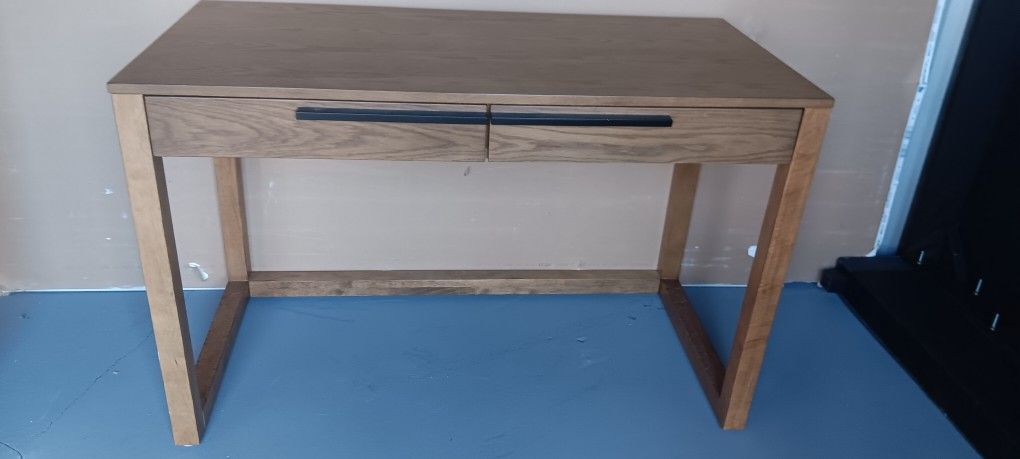 Desk And Chair