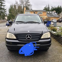 2000 Mercedes-Benz M-Class
