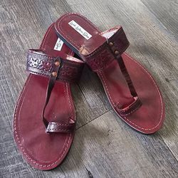 Women's Kolhapuri leather slippers US 10