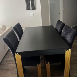 MUST GO – Dining Table & Chairs | $350 OBO