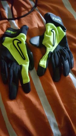 Youth Nike Baseball Gloves