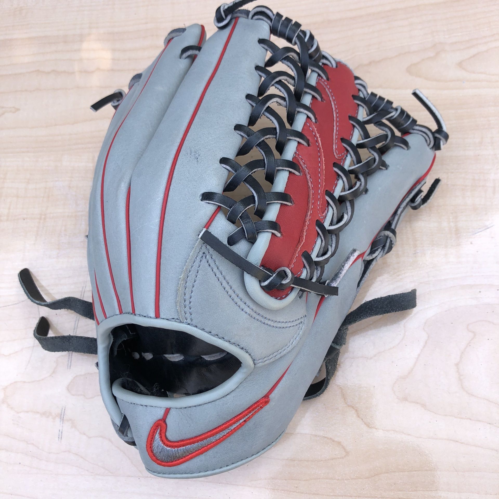 Nike Shado Edge Baseball Glove Sz 12.5” Like New Condition Korean