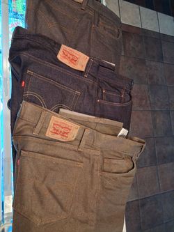 Levi's 42×30