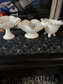 Vintage Milk Glass 8 pieces