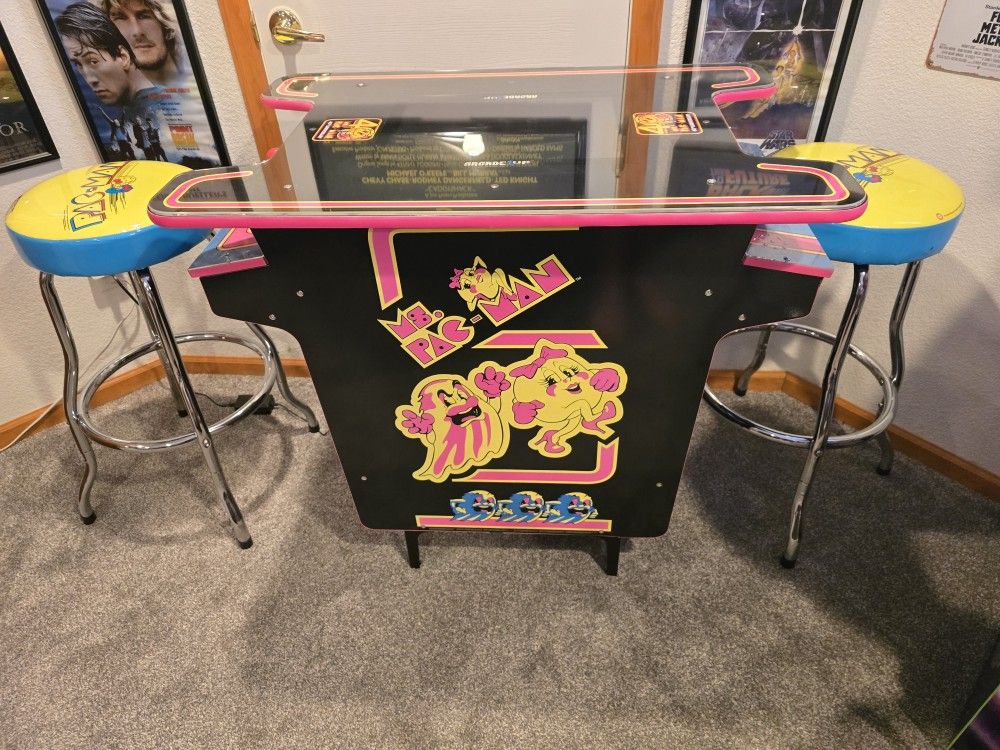 Arcade1Up Ms. Pac-Man 40th Anniversary Head-to-Head Black Series Edition Table W 2 Stools