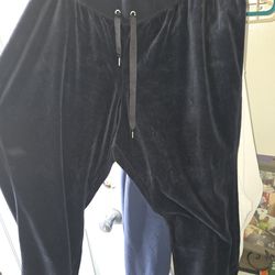 Free Petite pants in Compton