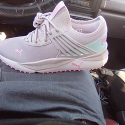Puma Shoes Size 6 7 for Sale in Bakersfield CA OfferUp