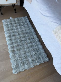 Set of 2 Sage Green Bubble Shaggy Rugs 24x48in - Fluffy Bedside Rugs