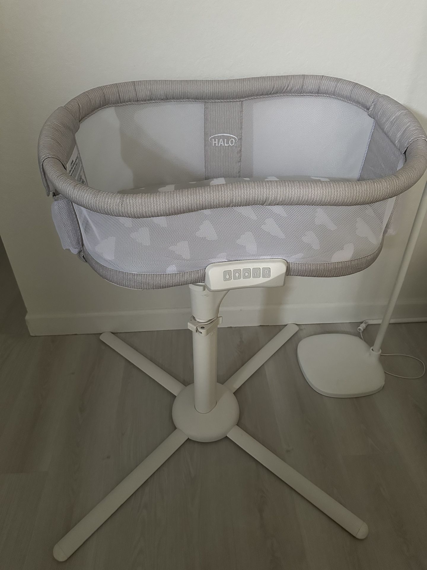 Baby Halo Bassinet