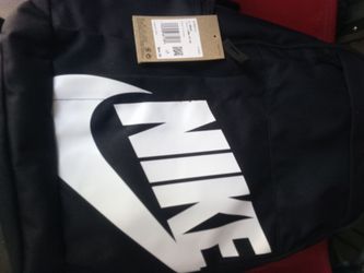 Nike black backpack 🎒