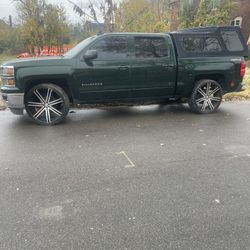 Chevy Silverado/Pretty 😎 Green/Good Heat/Ac/4 X 4/Alarm/Remote Starter/$5,500