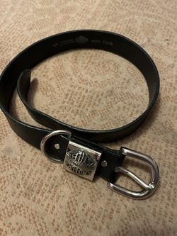 Harley Davidson Belt And Buckle. Size 28-30. Like New
