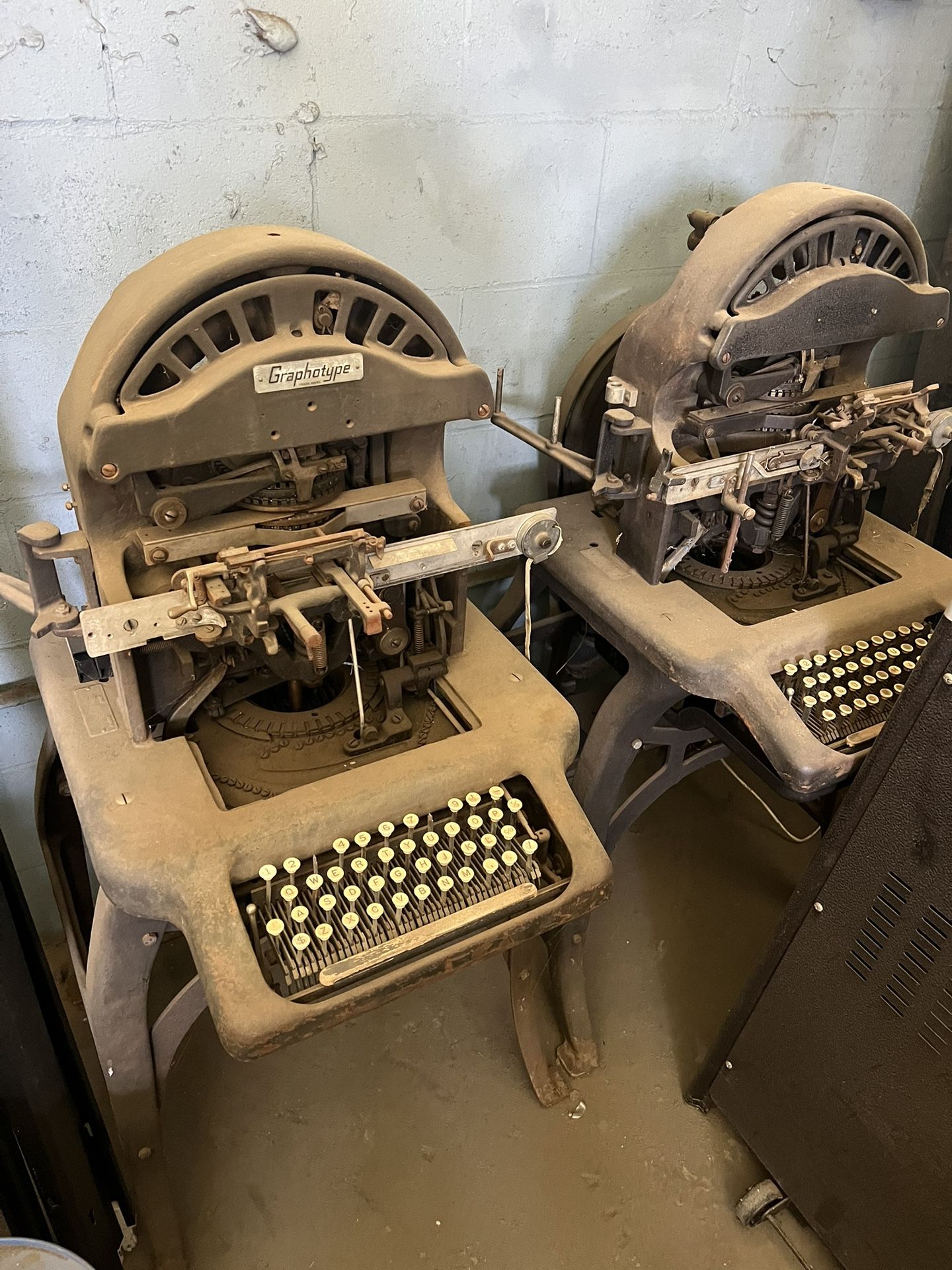 AUTHENTIC WW1/WW2 DOG TAG MAKERS