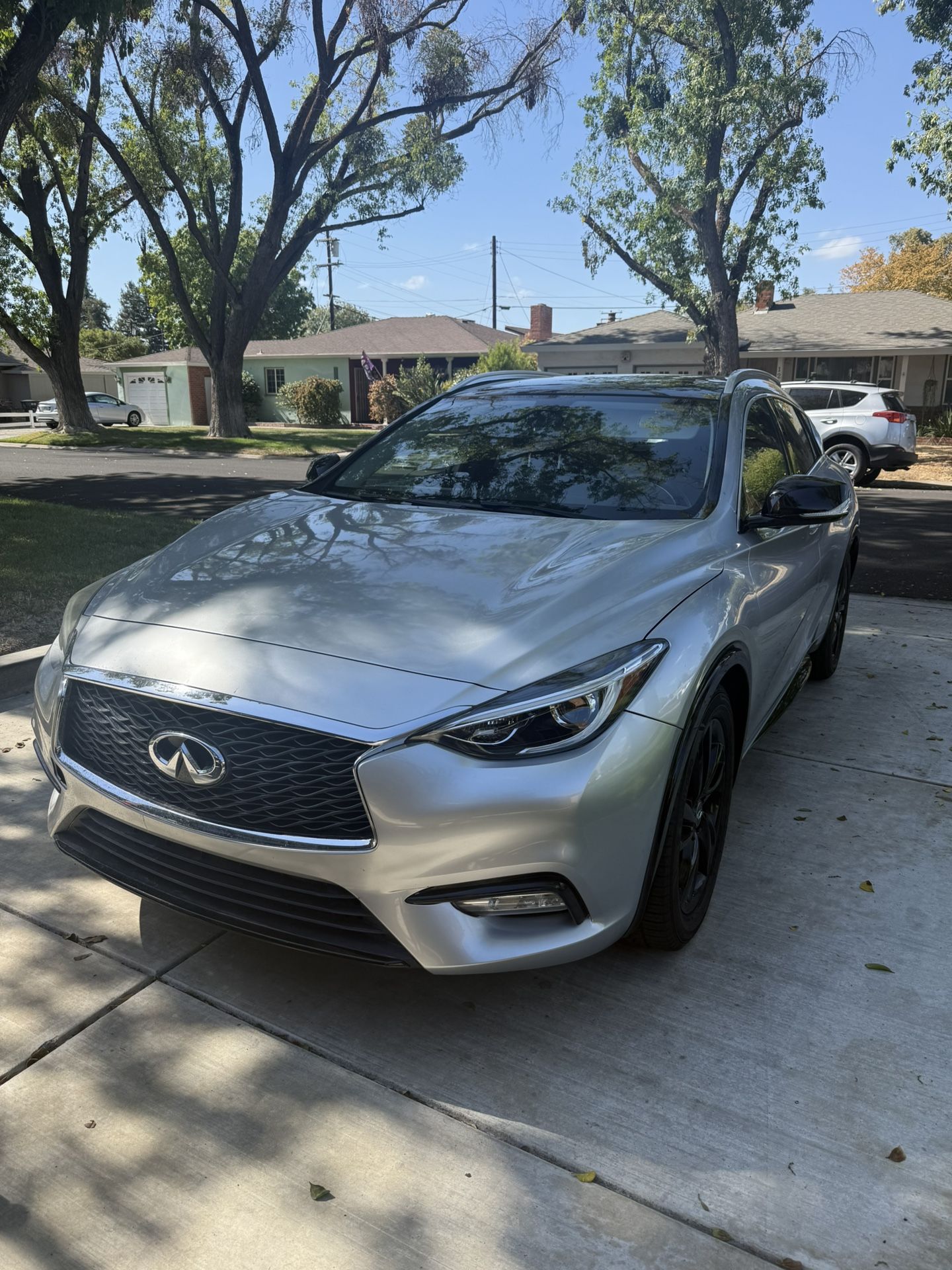 2017 Infiniti Qx30