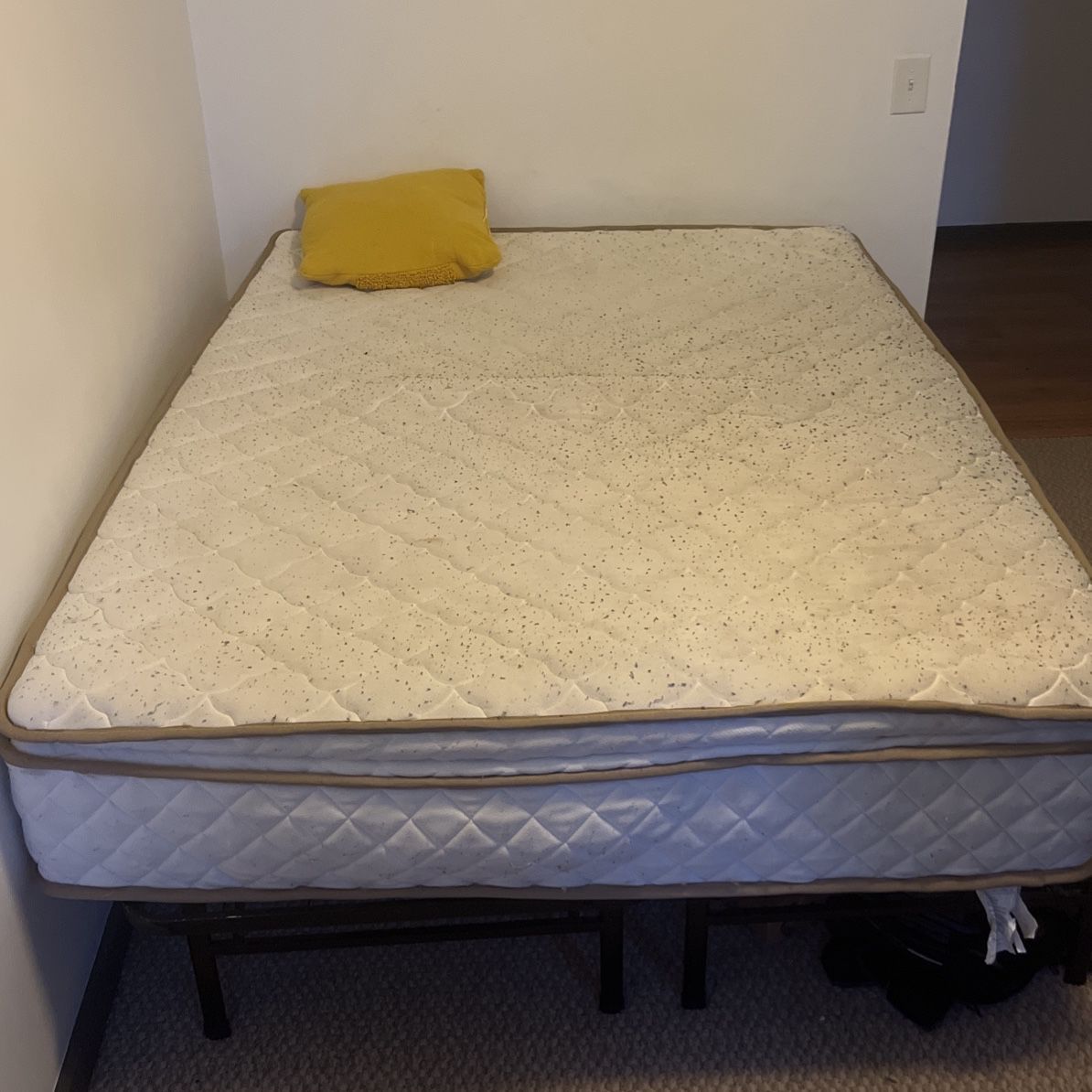 Full Size Bed And frame 