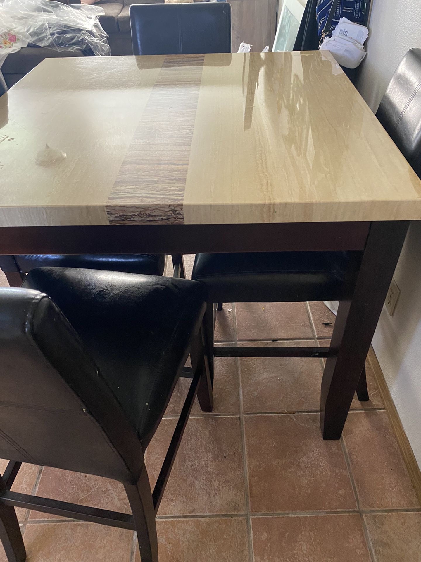 Brown Table With 4 Chairs