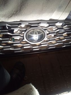 2022 Toyota Tacoma front grill