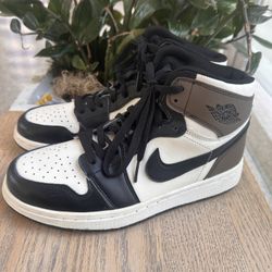 Jordan 1 Retro High - Dark Mocha