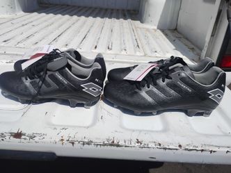 New Soccer Cleats! Lotto M50! Men's Size 7 & 8.5!