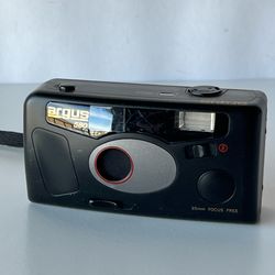 Argus 580, a vintage 35mm compact camera photography film