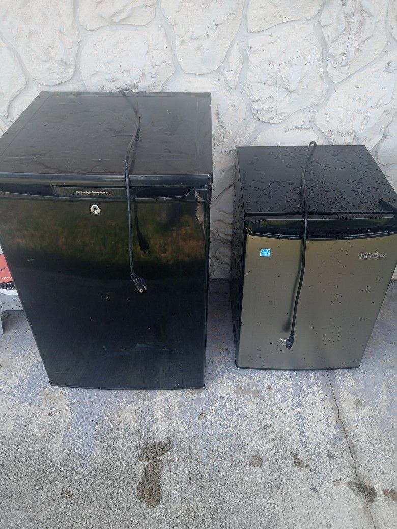 mini fridge