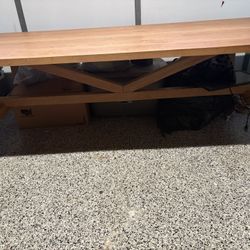 Practically New 8 Seater Oak Dining Table  - $450 OBO