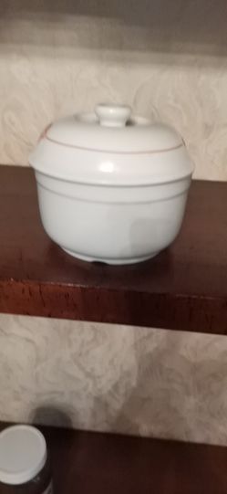 Kitchen ware